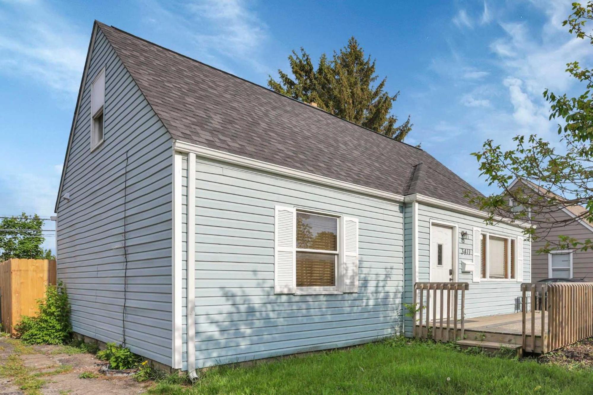 Housepitality - The Sunset House